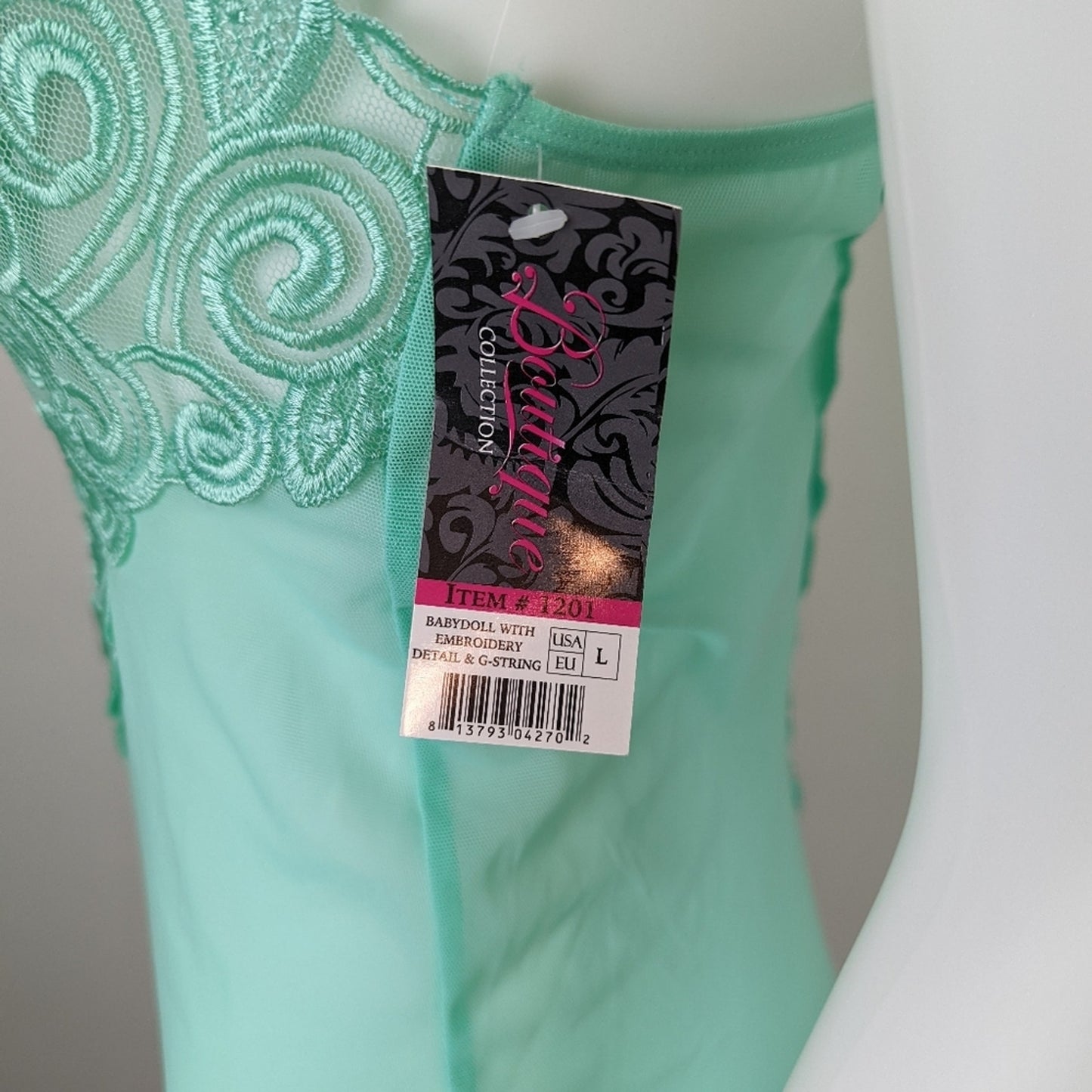 NWT Embroidered Babydoll Nightie L