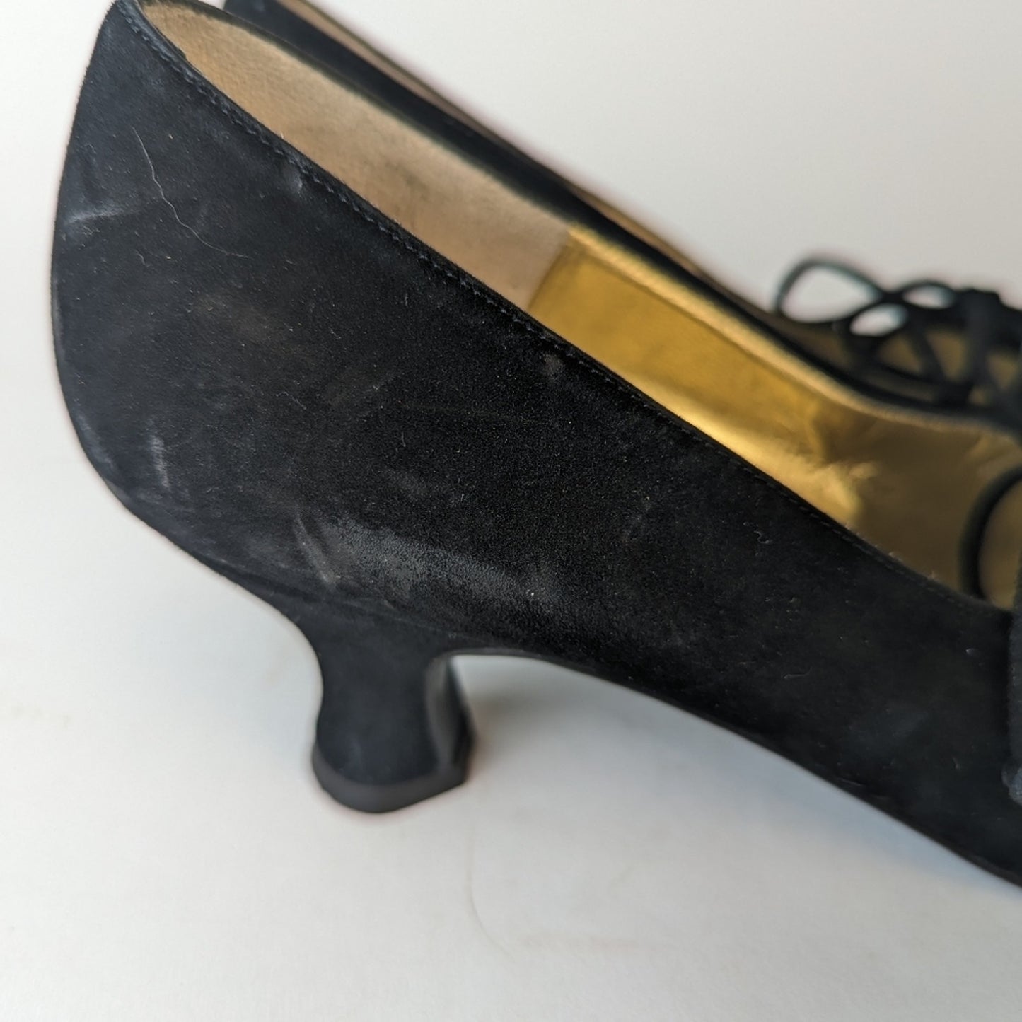 Bruno Magli Suede Heels - 6.5 AAA