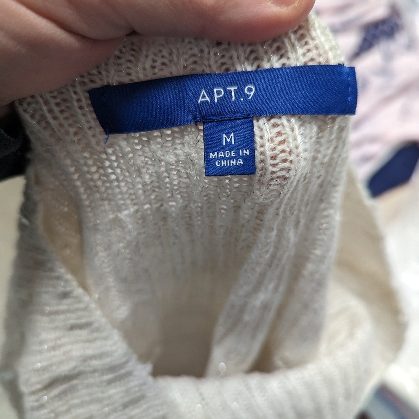 Apt. 9 Knit Sweater - Medium