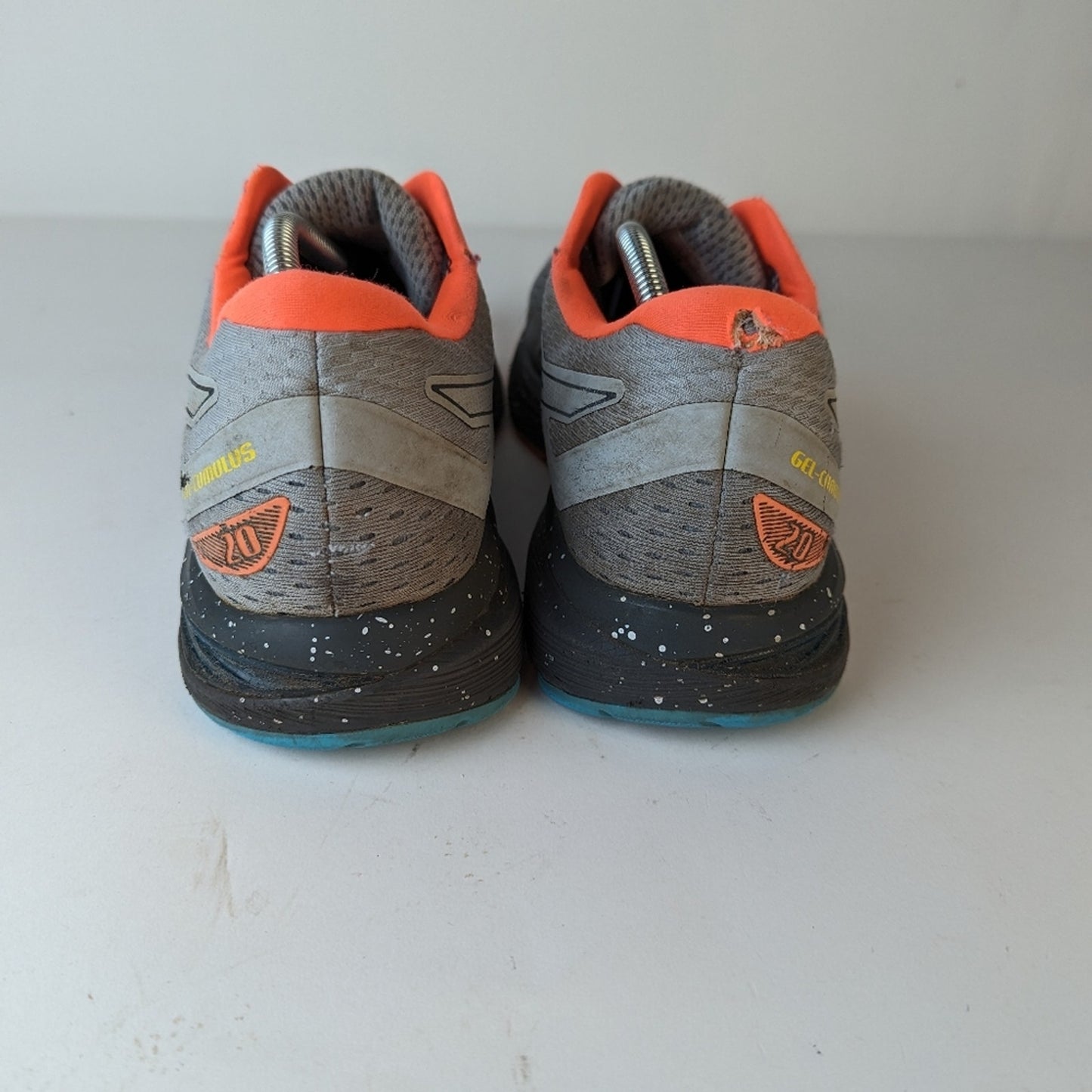 ASICS GEL- Cumulus 20 Sneaker / 13