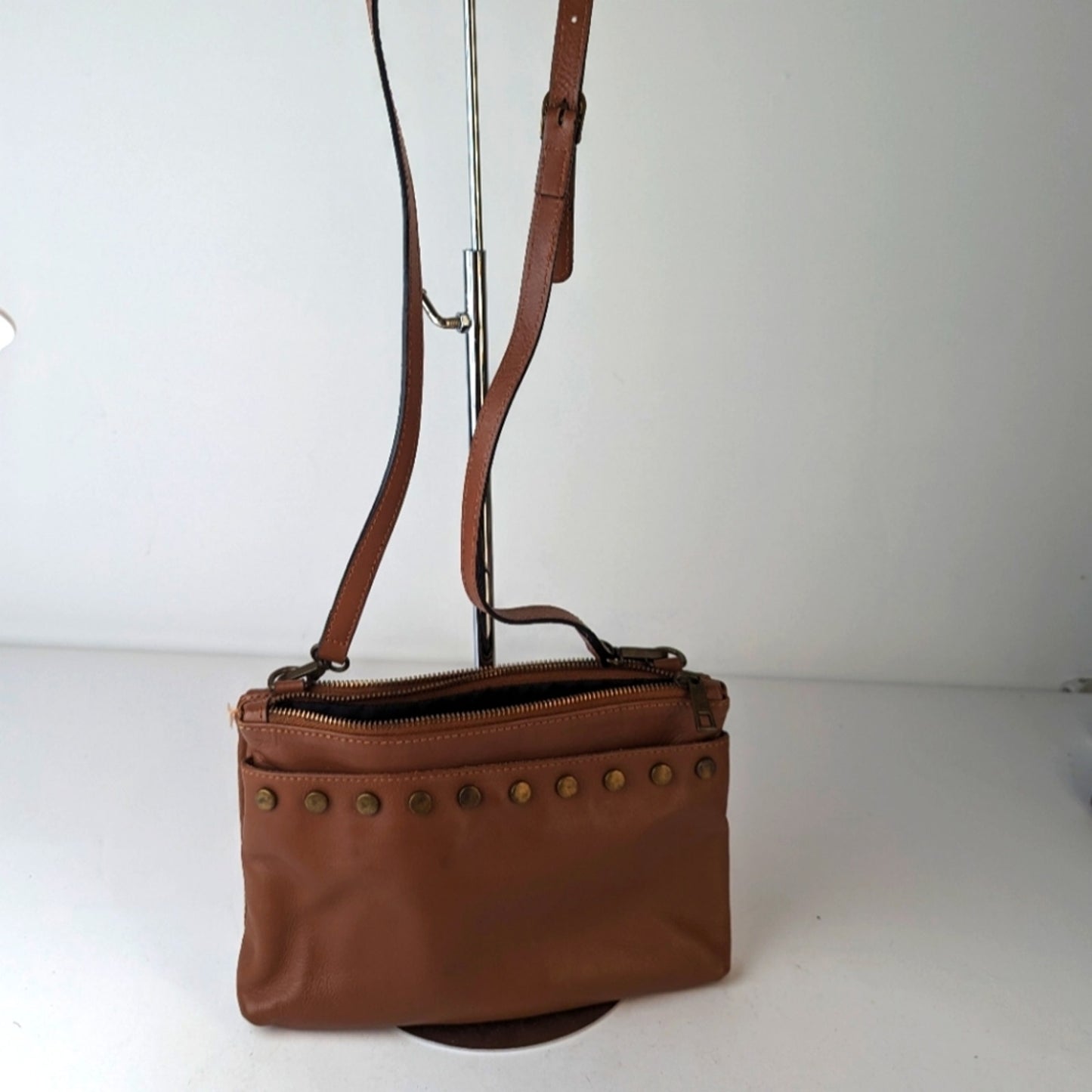 Valentina Fiore Leather Crossbody Bag