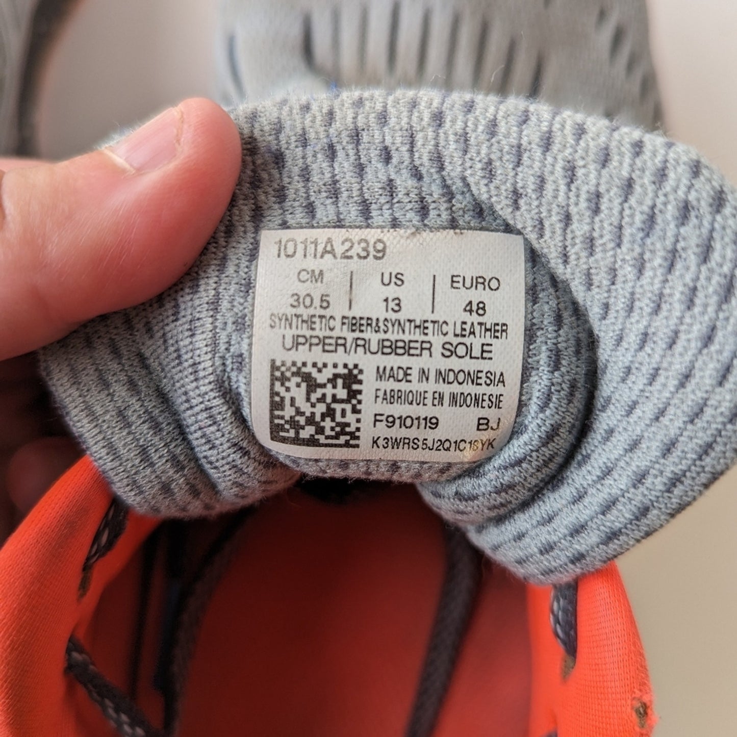 ASICS GEL- Cumulus 20 Sneaker / 13
