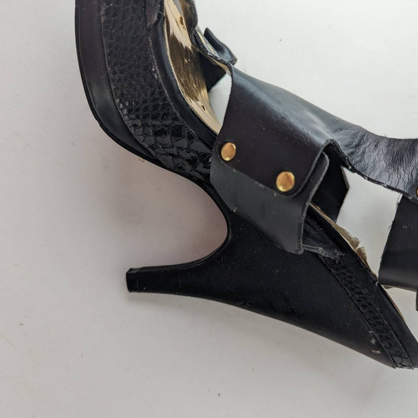 Bakers Melissa Black Strappy Snakeprint Heels 10